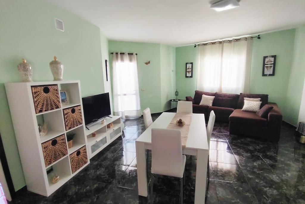 Cheyma Home 3º: Amplio Apartamento En Alcala Exterior photo